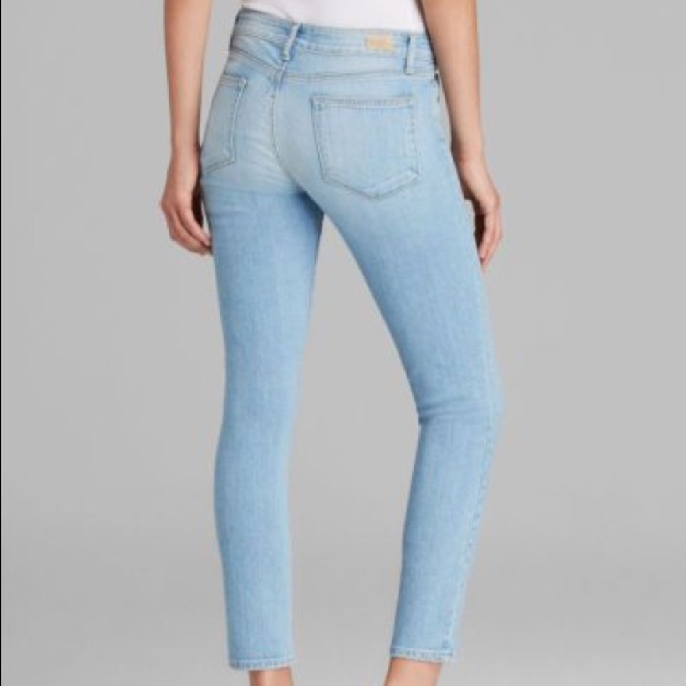 Low Rise Light Wash Skinny Jeans Size 27